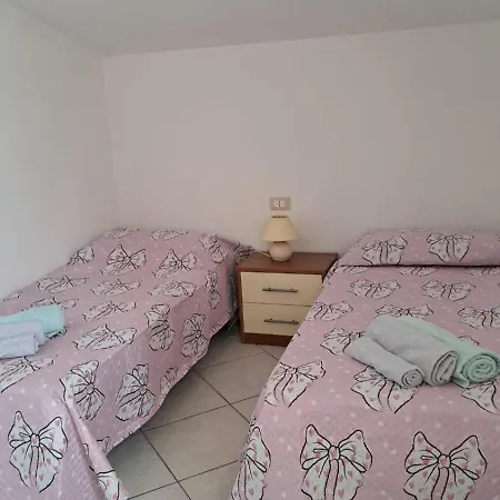 Casa Del Sole - Trilocale Con Giardino